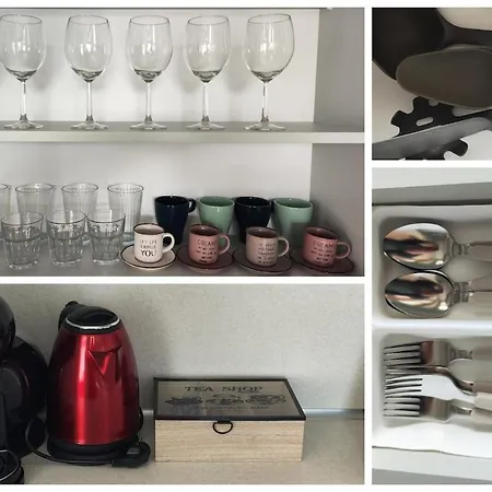 Marina's Flat דירה *