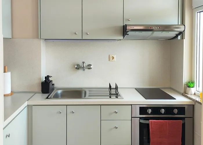 Marina's Flat 瓦爾納